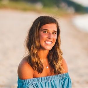 Meet your Posher, Heidi